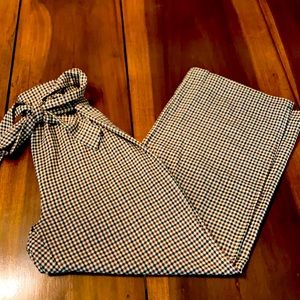 Women’s paper bag waist pants.